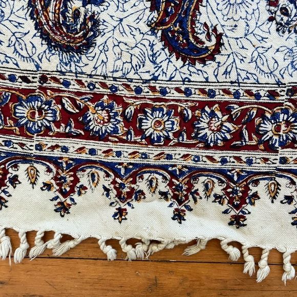 Vintage Tapestry - Picture 2 of 7